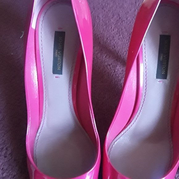 LOUIS VUITTON Heels 8.5 - Picture 2 of 7